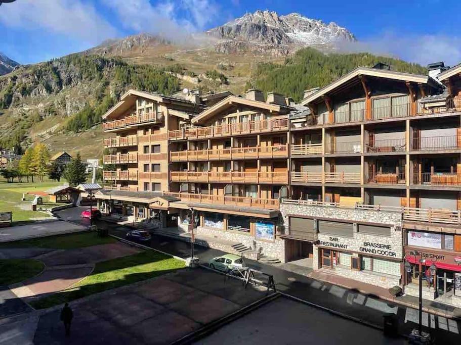 Central 3 Bedroom Chalet With Balcony วาลดีแซร์ ภายนอก รูปภาพ
